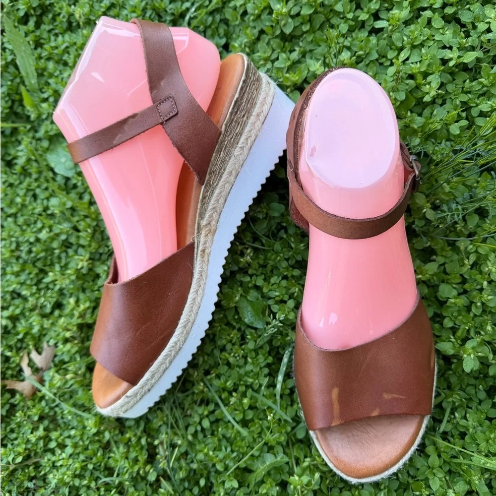 Bertuchi Women's Brown Leather Espadrille Wedge Sandals Ankle Strap Sz-40(9.5) P